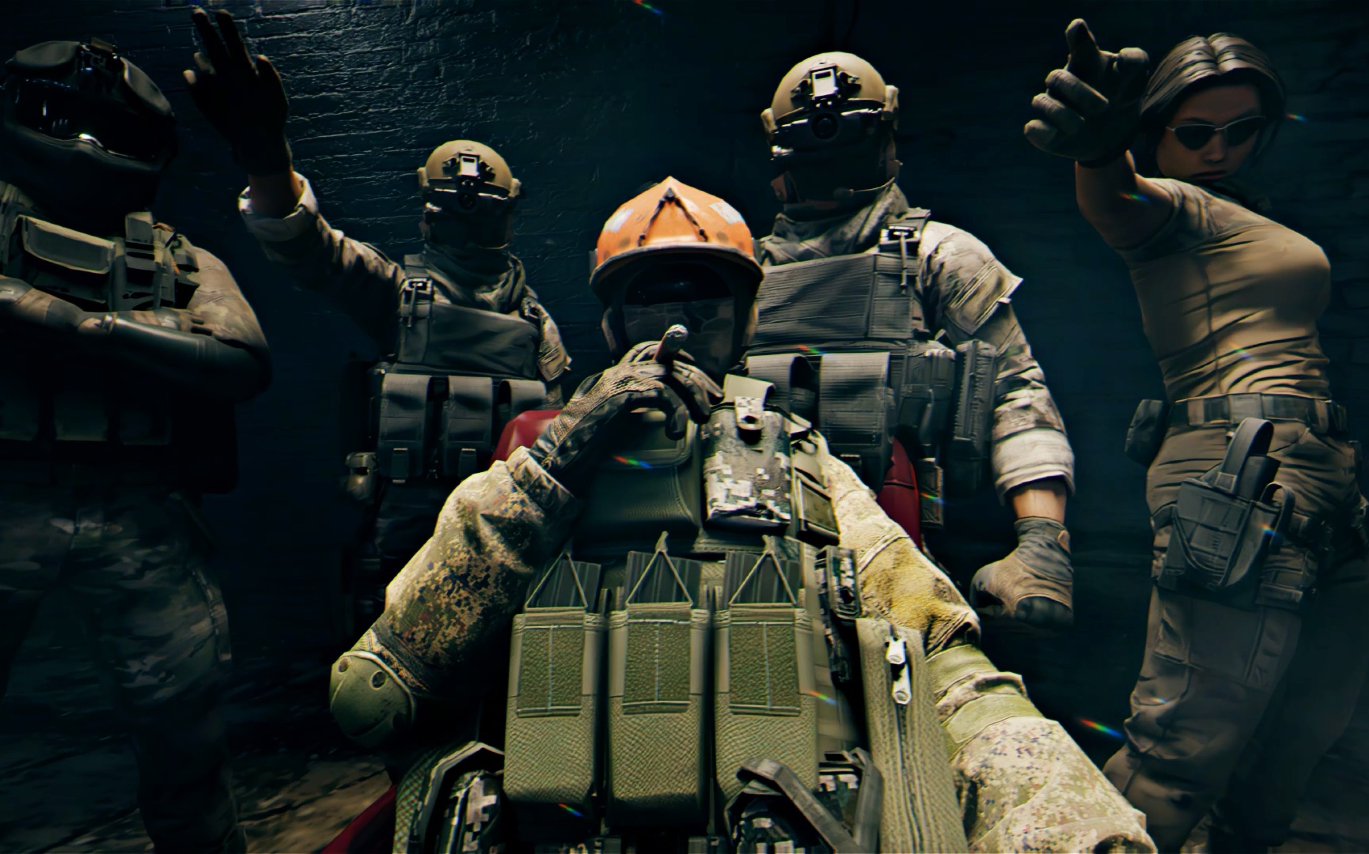 【暗区突围国际服下载官方正版】这季秀场上的配饰，让我找到了不少风格灵感